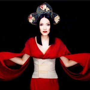 Meet your Posher, Emma